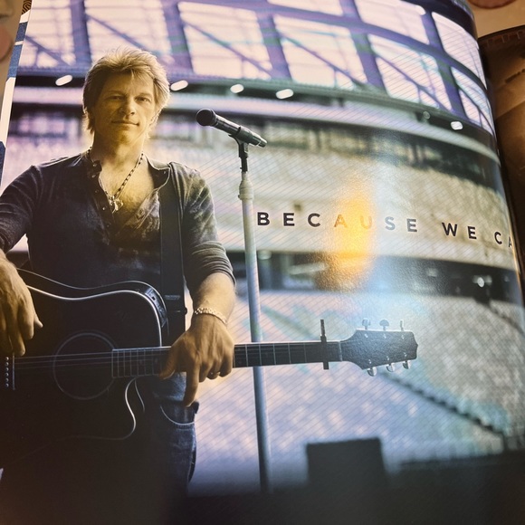 🎸2013 Original Bon Jovi “Because We Can” Concert Tour Program.🎸 - Picture 2 of 13